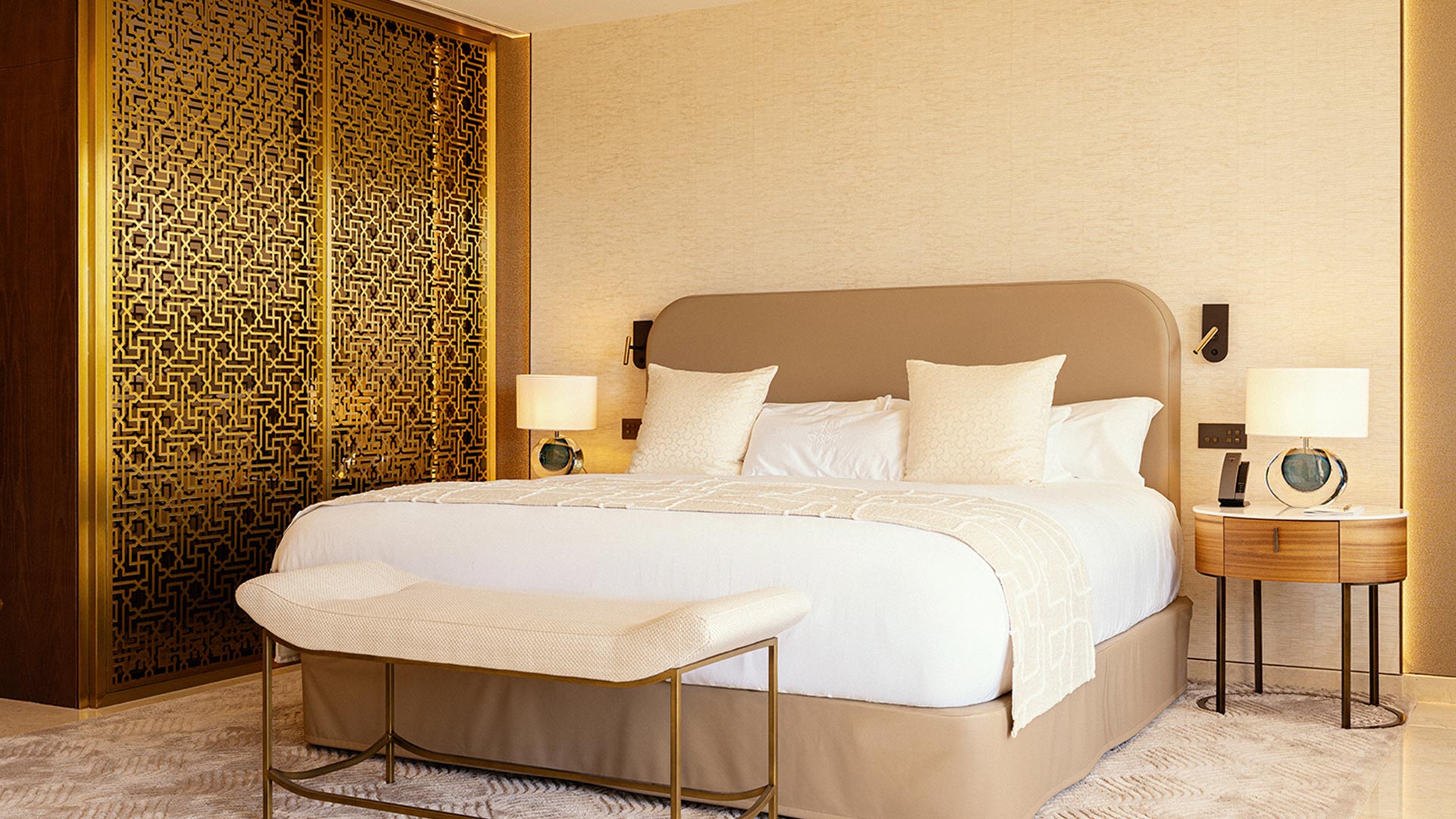 07-Executive-Suite---LQ
