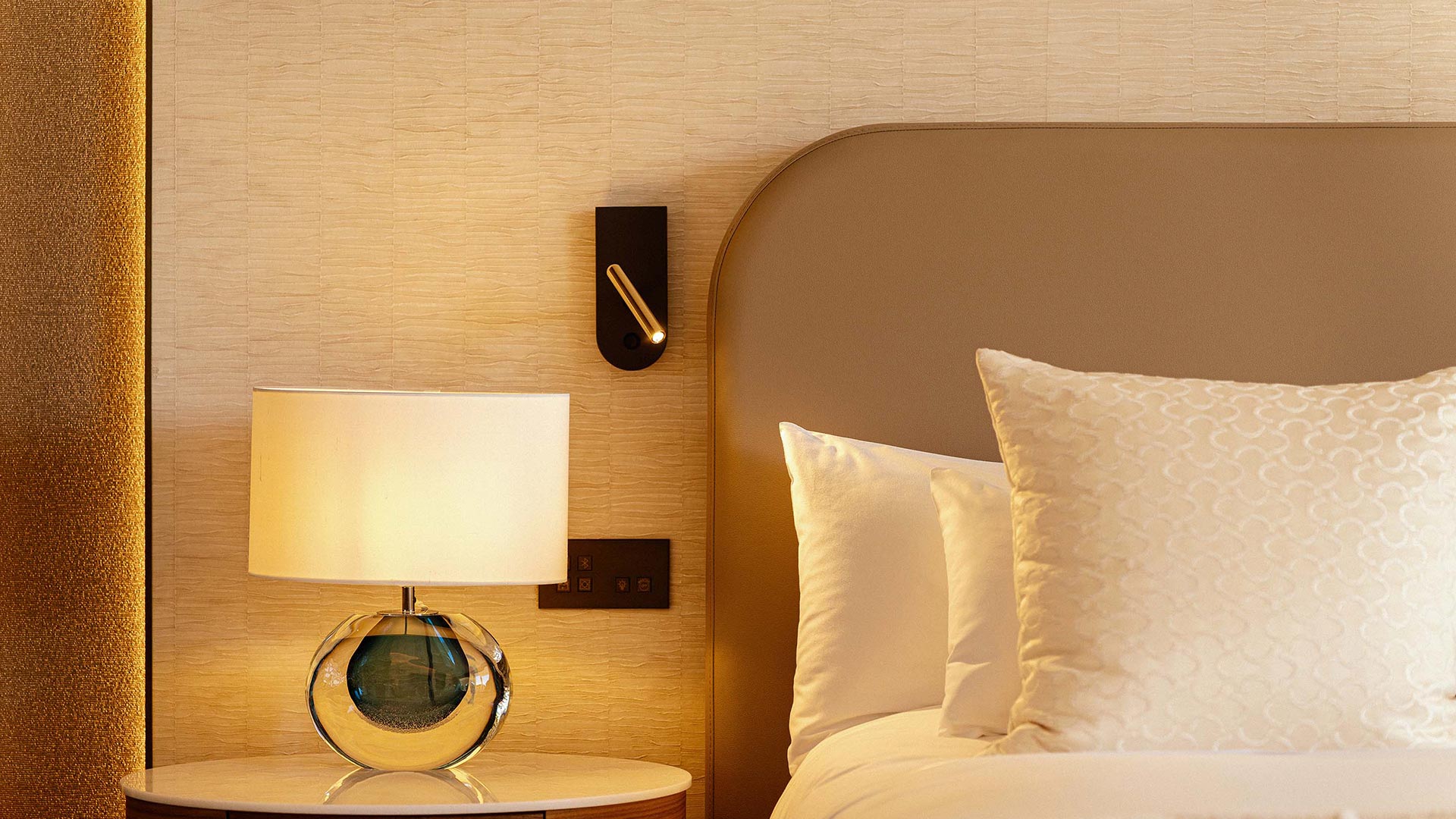 08-Executive-Suite---LQ
